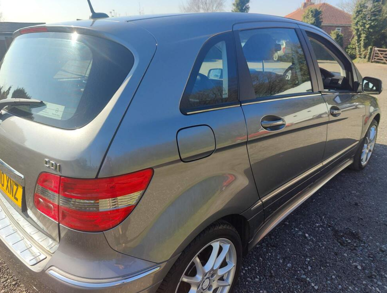 Mercedes-Benz B180 Sport CDi (2010) 2.0L Diesel 5 Dr