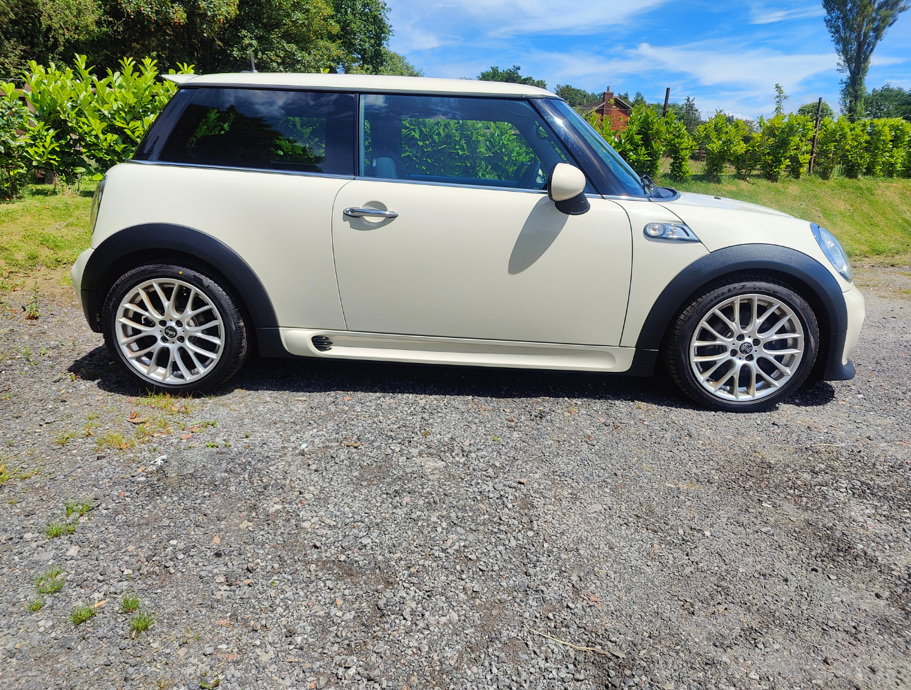 Mini Cooper S (2012) 1.6L 3dr Petrol with JCW Aerodynamic Kit