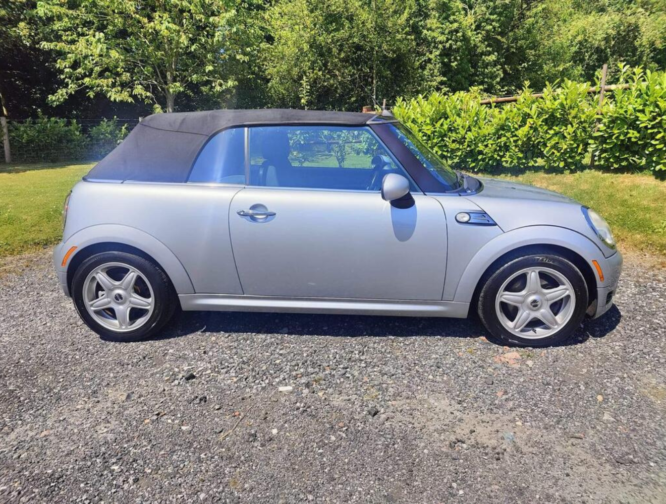 Mini Cooper Convertible (2009) 1.6L 3dr Petrol