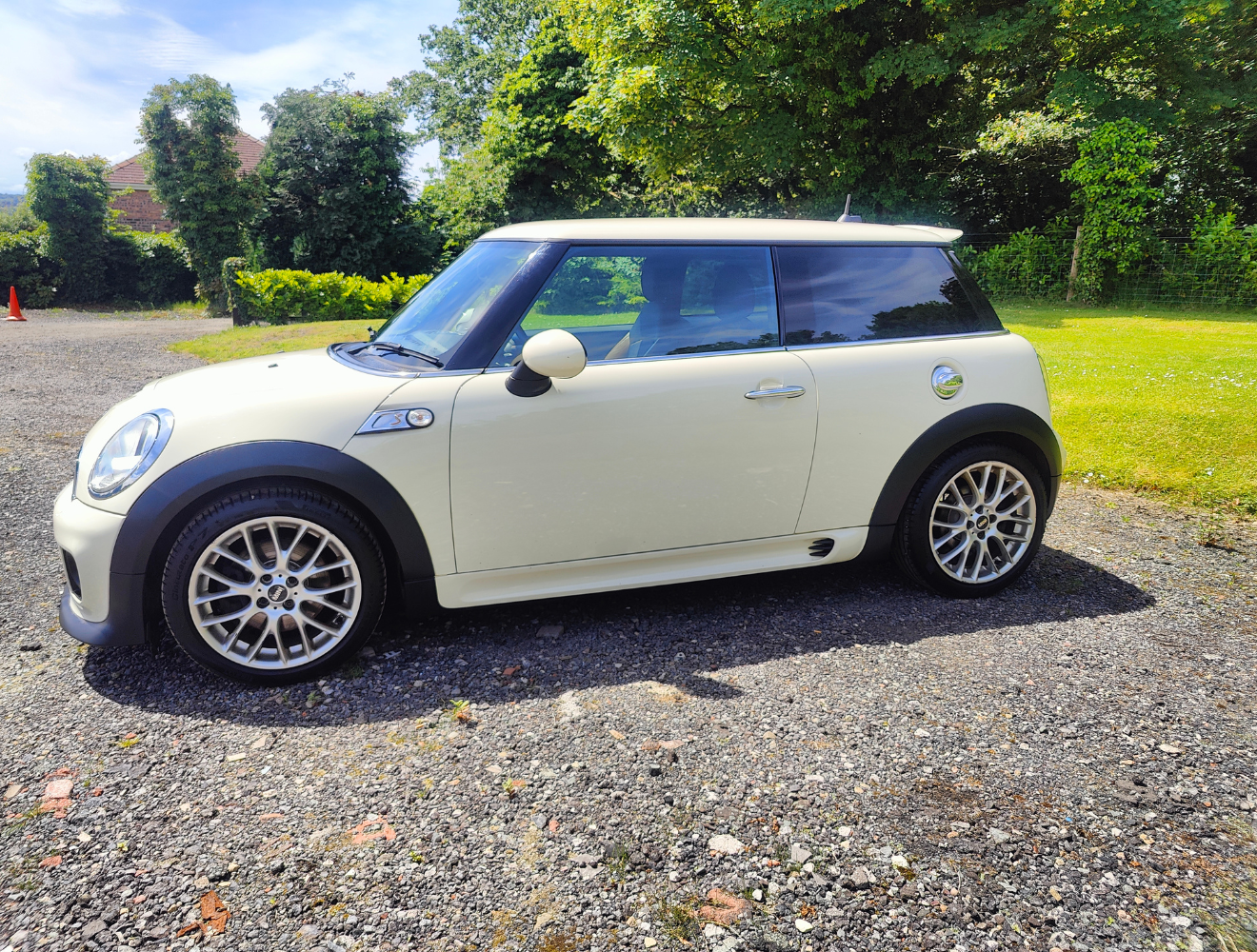 Mini Cooper S (2012) 1.6L 3dr Petrol with JCW Aerodynamic Kit